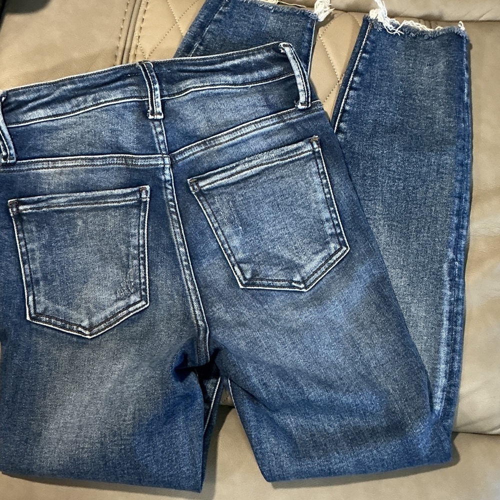 Kut from the Kloth High Rise Faded Blue Skinny Jeans with Frayed Hem